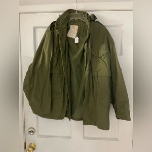 M65 Vintage /Collectible Military O.D. Green Field Jacket. Size Medium Regular